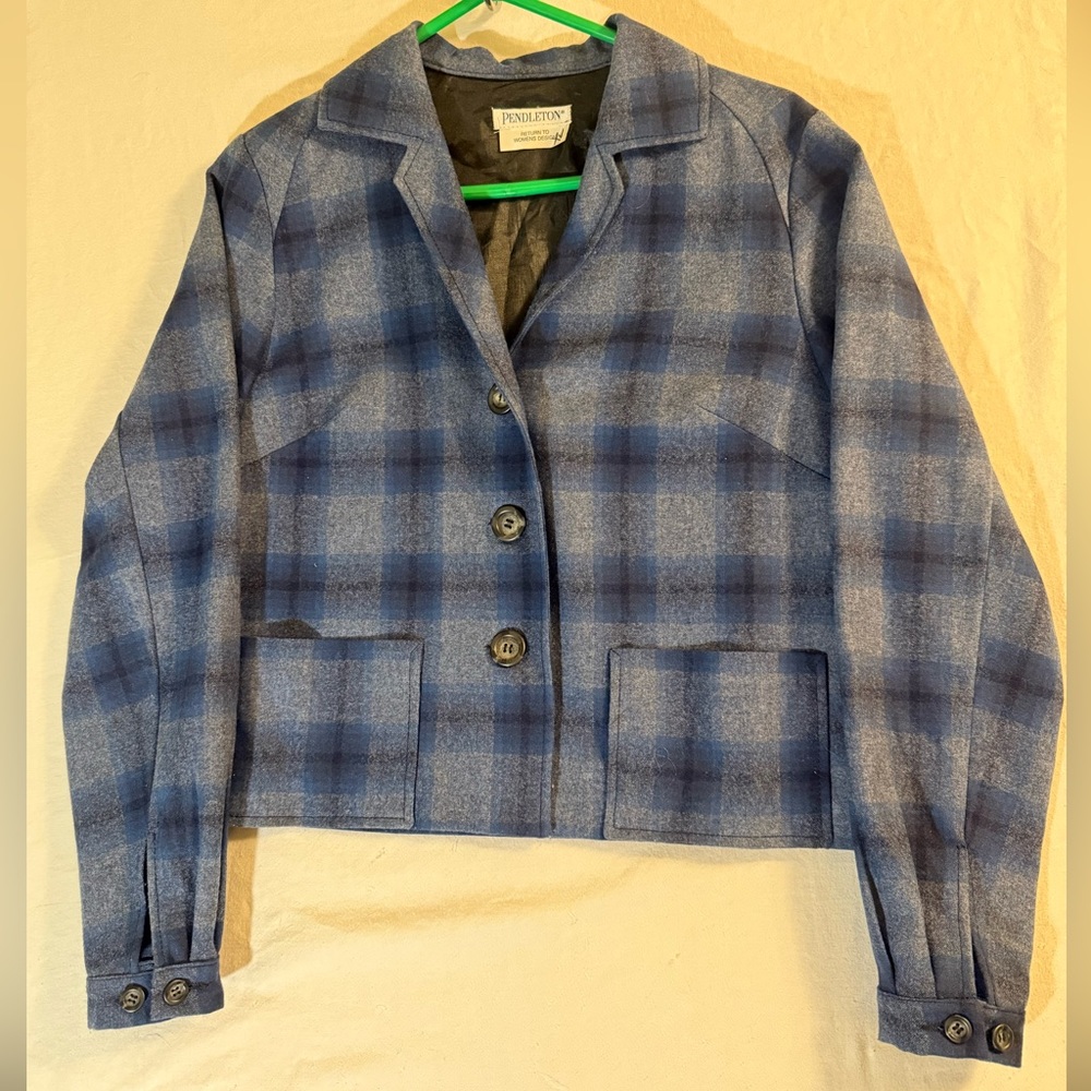 Pendleton Women's Blue Checkered Blazer